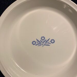 1970’s 10” Pie Dish By Corning Blue Corn flower Pattern. Quality Bakeware